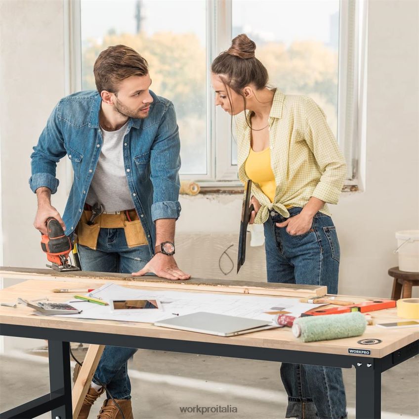 WORKPRO banco da lavoro regolabile tavolo da lavoro in legno duro con capacità di carico di 2000 libbre con prese di corrente utile B0600L1 magazzinaggio