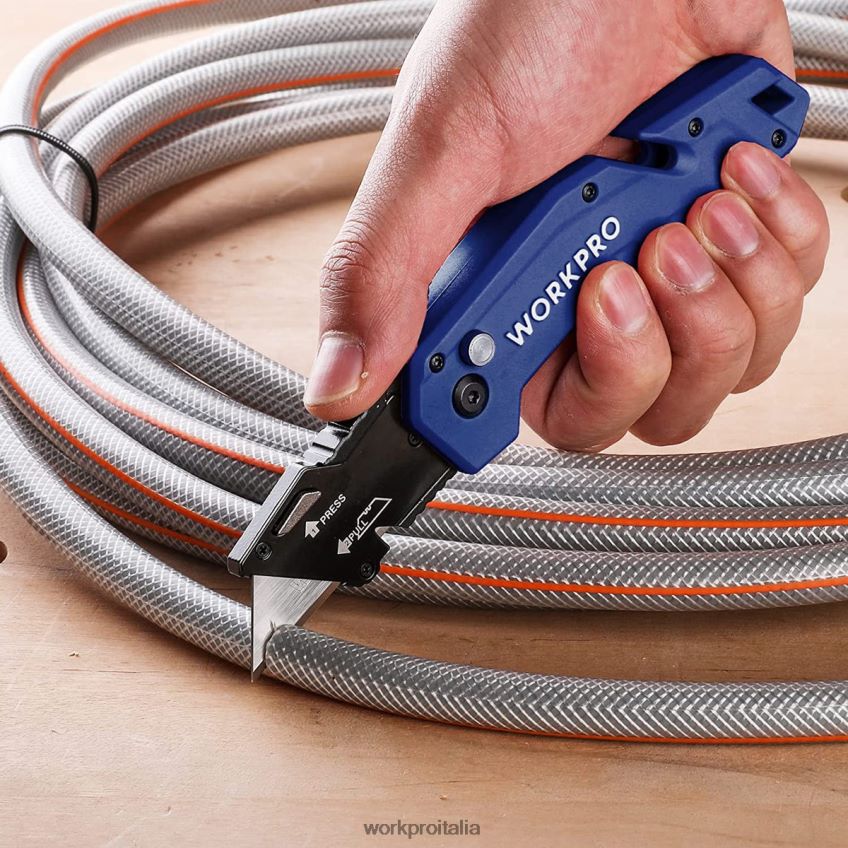 WORKPRO coltello multiuso pieghevole taglierino multiuso con manico in nylon leggero con lame extra da 10 pezzi rosso/blu/nero B0600L38 attrezzo